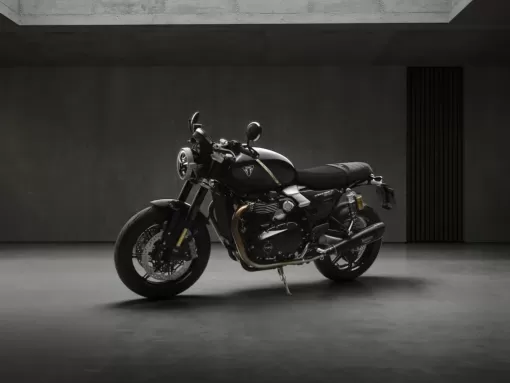triumph-july26-speedtwin1200tfccustom-gallery1.jpg